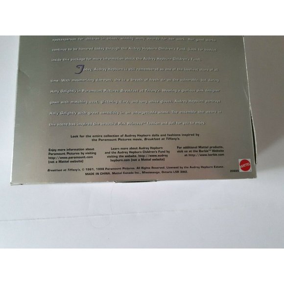 Hollie Golightly Audrey Hepburn in Breakfast at Tiffany’s Pink Princess Fashion - Picture 8 of 8